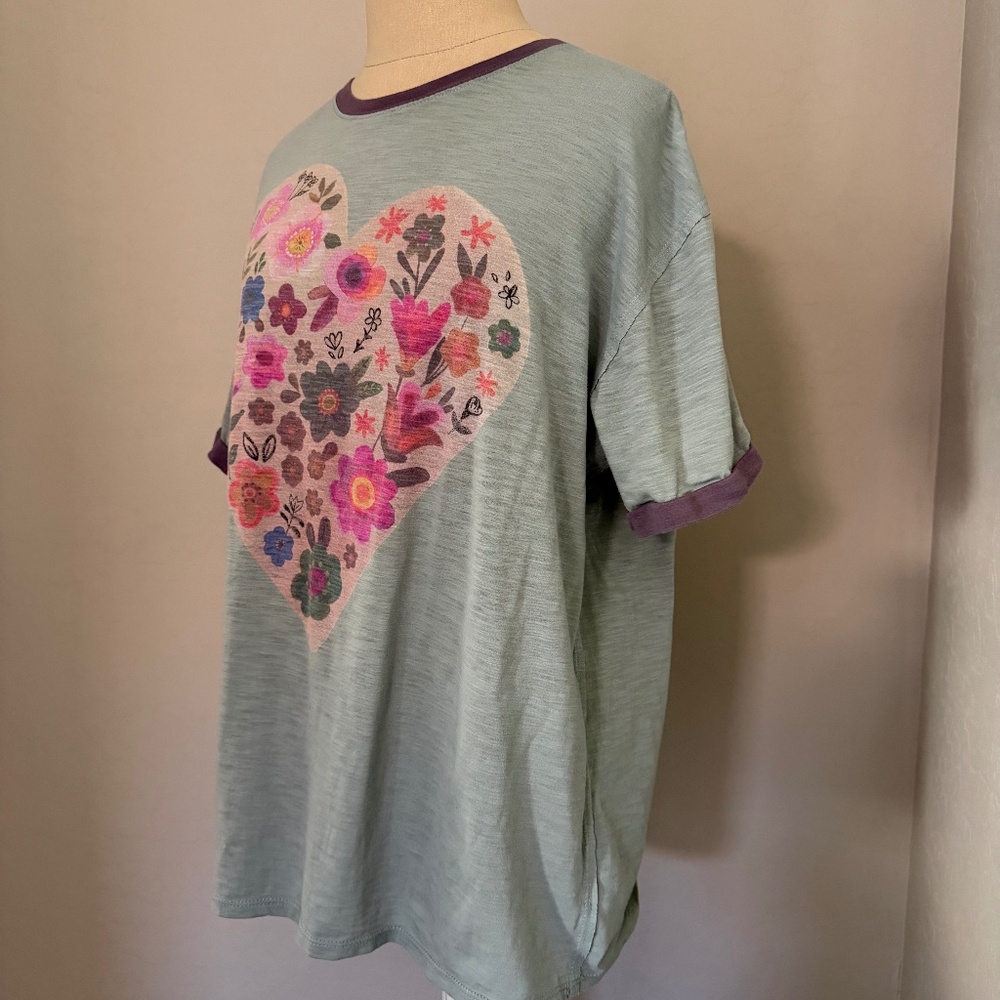 Natural Life Women's Oversized Ringer Floral Heart Colorful T-shirt Size XS - Picture 7 of 7